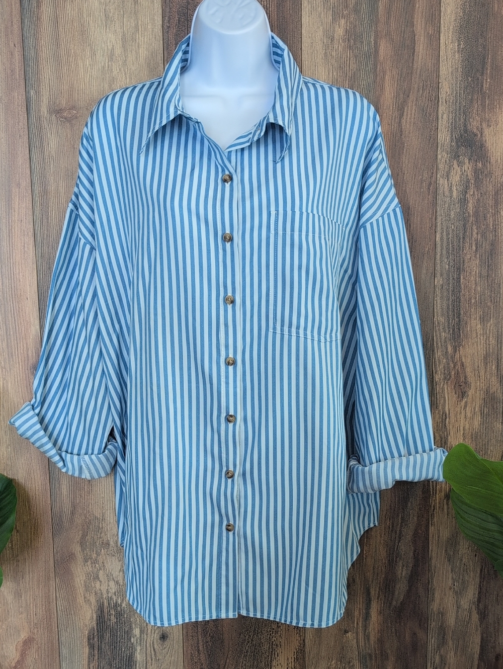 Dokotoo Light Blue Vertical Stripe Button-Down Shirt XL AC140